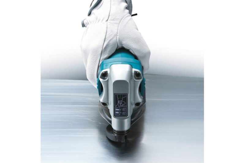 Листовые ножницы по металлу Makita JS1602