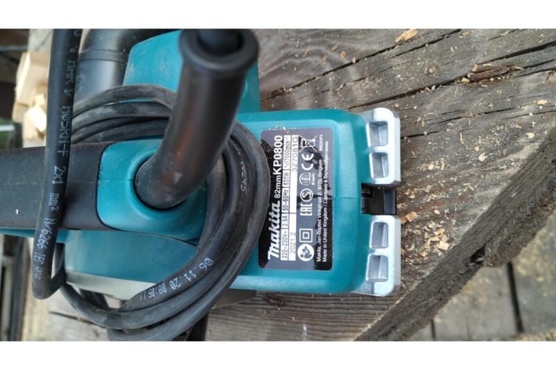 Рубанок Makita KP0800