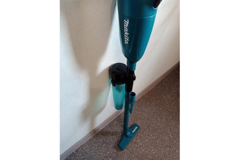Пылесос Makita DCL181FZ