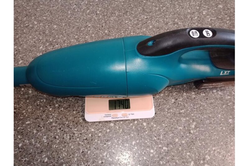 Пылесос Makita DCL181FZ