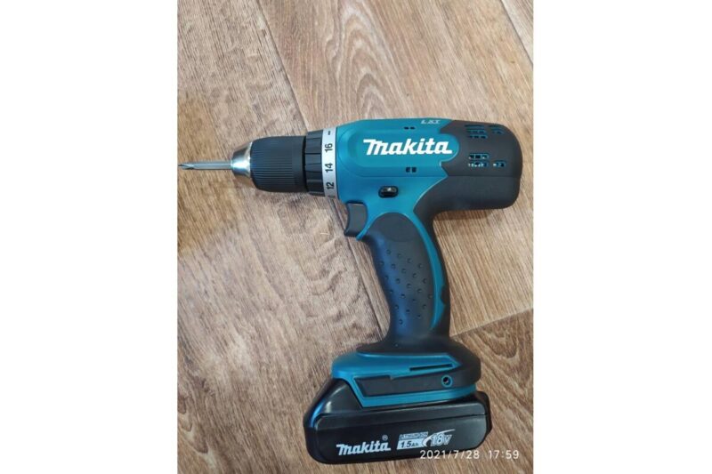 Аккумуляторная дрель-шуруповерт Makita DDF453SYX5