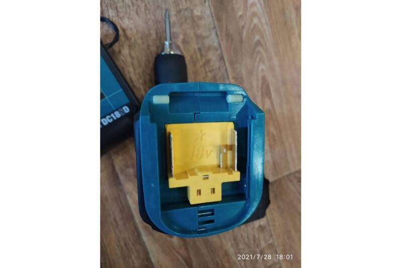 Аккумуляторная дрель-шуруповерт Makita DDF453SYX5