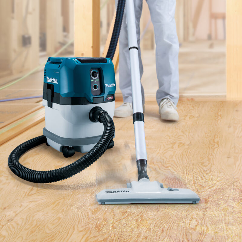 Аккумуляторный пылесос Makita XGT BL 2x40В, 3.2 м3/мин, 230 мбар, 15 л, L-класс, сух./влаж , XPT VC003GLZ