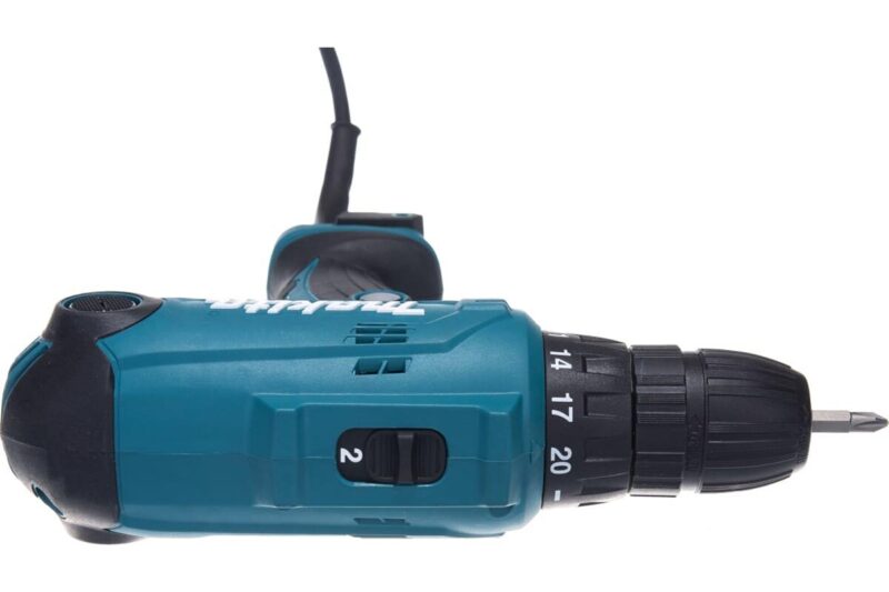 Дрель Makita DF0300