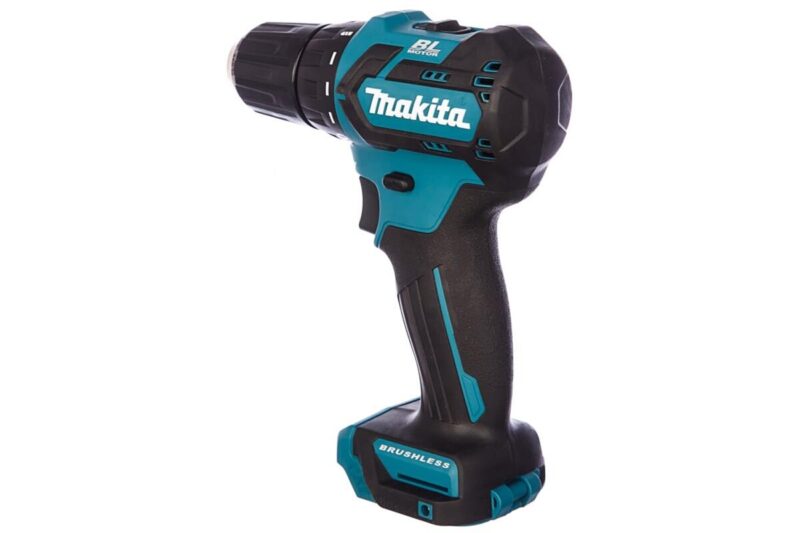 Аккумуляторная дрель-шуруповерт Makita CXT DF332DZ