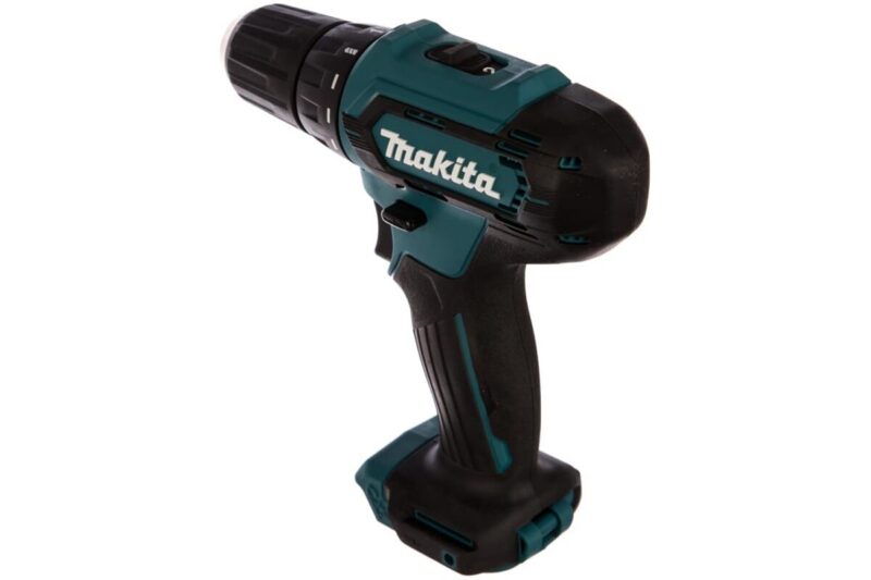 Аккумуляторная дрель-шуруповерт Makita CXT DF333DZ