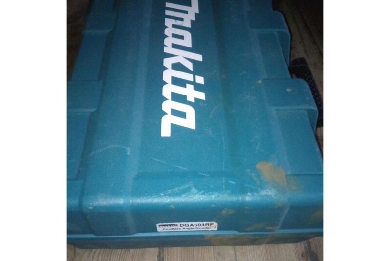 Аккумуляторная угловая шлифовальная машина Makita LXT DGA504RF