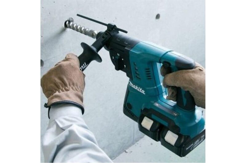 Аккумуляторный перфоратор Makita LXT DHR263RF4