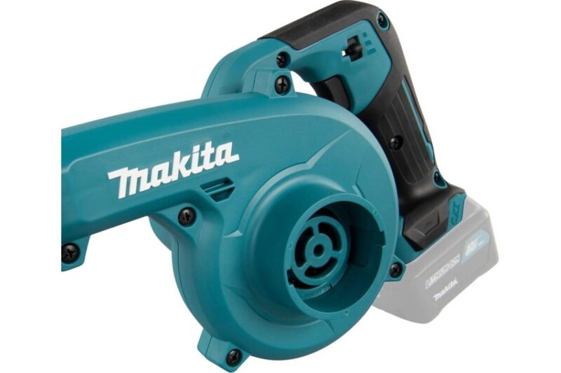 Аккумуляторная воздуходувка Makita CXT 12 В, 2.6 куб.м/мин, 56 м/с, длинный патрубок UB101DZ