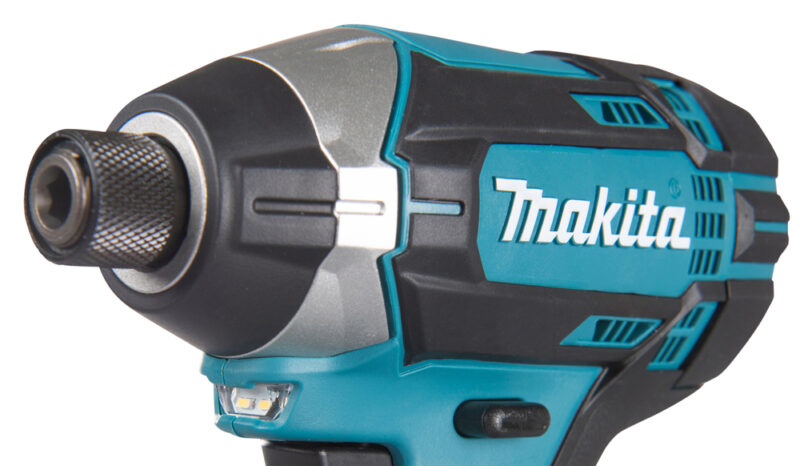 Аккумуляторный шуруповерт Makita DTD152Z