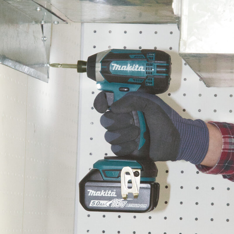 Аккумуляторный шуруповерт Makita DTD152Z