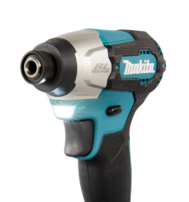 Аккумуляторный ударный шуруповерт Makita 18В, BL, XPT, Li-ion, 140 Нм DTD157Z