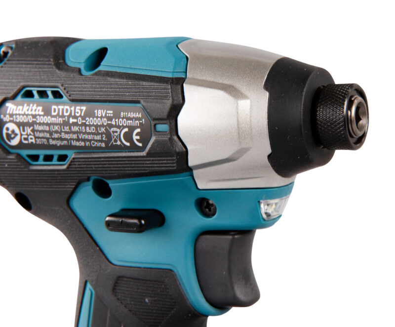 Аккумуляторный ударный шуруповерт Makita 18В, BL, XPT, Li-ion, 140 Нм DTD157Z