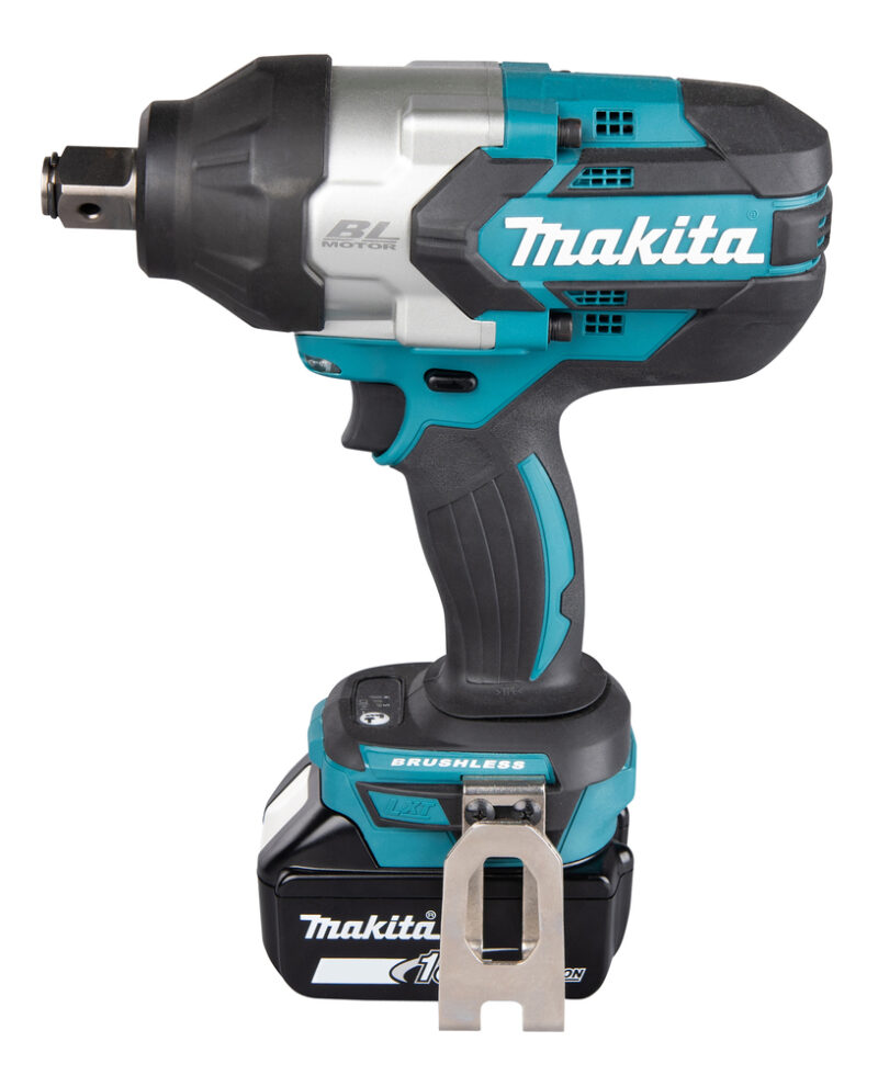 Аккумуляторный гайковерт Makita DTW1001RTJ