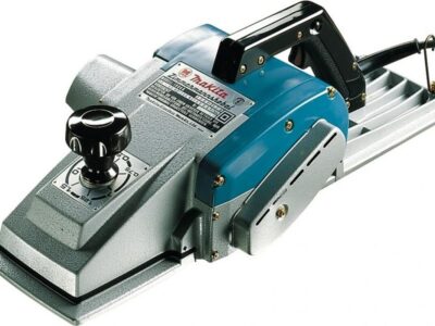 Рубанок Makita 1806 B