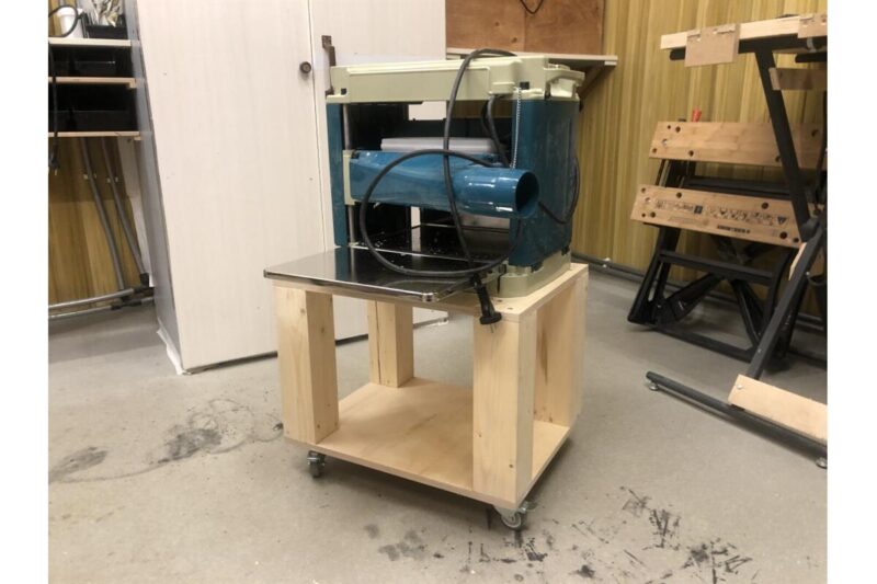 Рейсмусовый станок Makita 2012 NB
