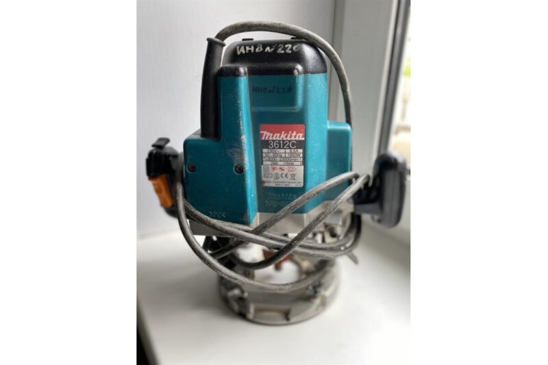 Фрезер Makita 3612 C