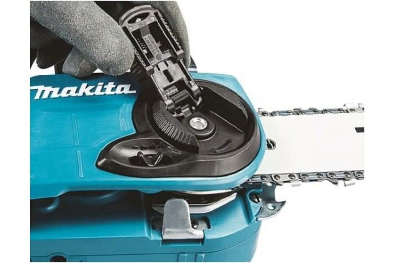 Цепная пила Makita LXT DUC303Z