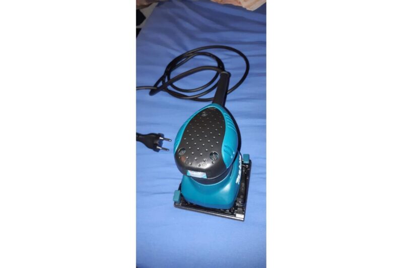 Вибрационная шлифмашина Makita BO 4555