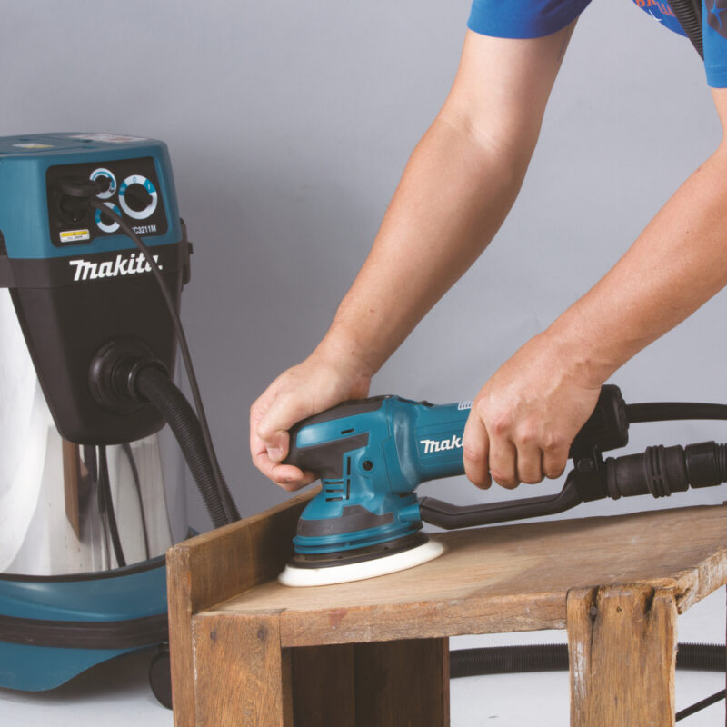 Эксцентриковая шлифмашина Makita BO6050J