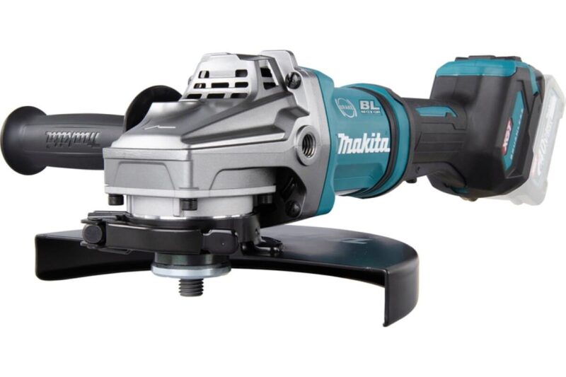 Аккумуляторная угловая шлифовальная машина Makita XGT BL 40В, 230 мм, GA038GZ