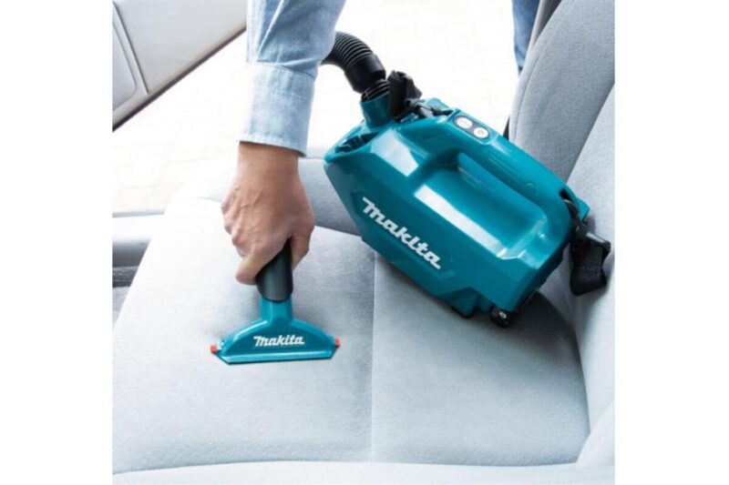 Пылесос Makita CL121DZ