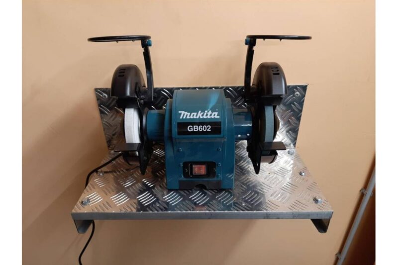 Точило Makita GB 602