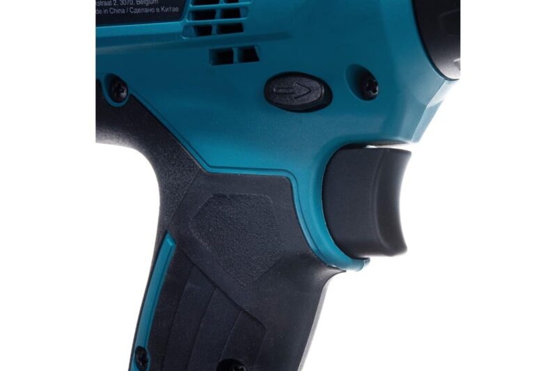 Ударная дрель Makita HP0300