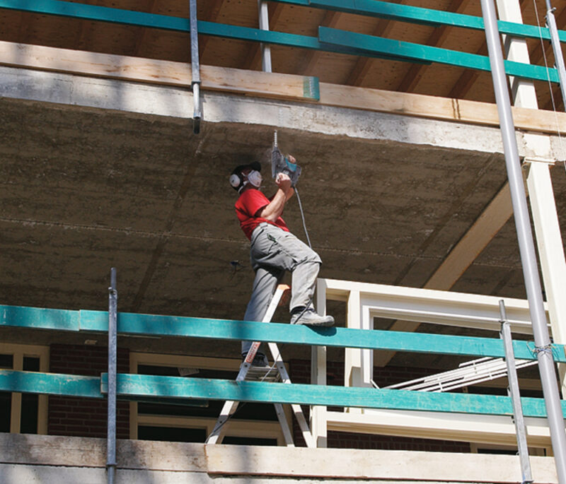 Перфоратор Makita HR 2800