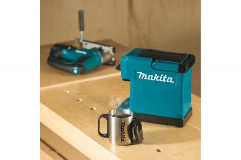 Кофеварка Makita DCM501Z