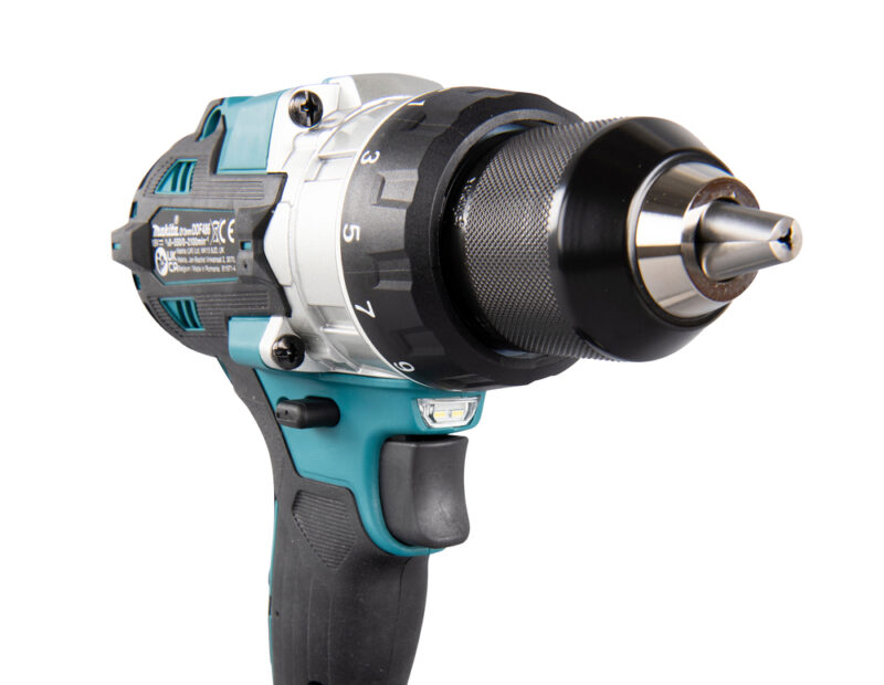 Аккумуляторная бесщеточная дрель-шуруповерт Makita DDF486Z