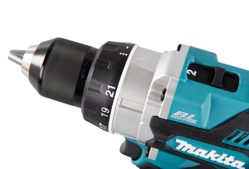 Аккумуляторная бесщеточная дрель-шуруповерт Makita DDF486Z