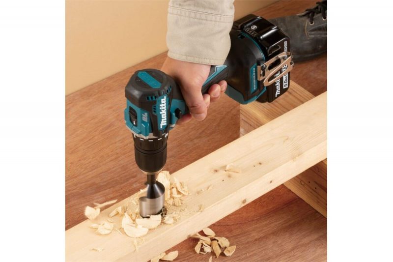 Бесщеточная аккумуляторная дрель-шуруповерт Makita XPT 18В, бак и зу DDF487Z