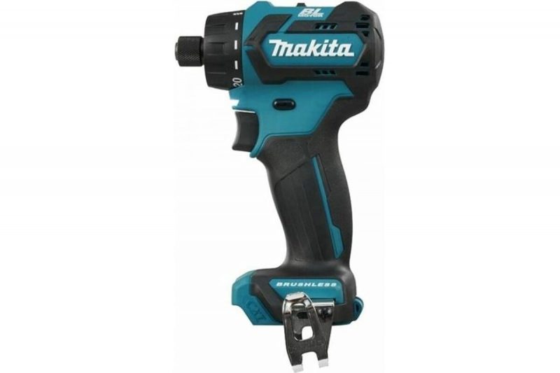 Аккумуляторная дрель-шуруповерт Makita CXT DF032DWAE