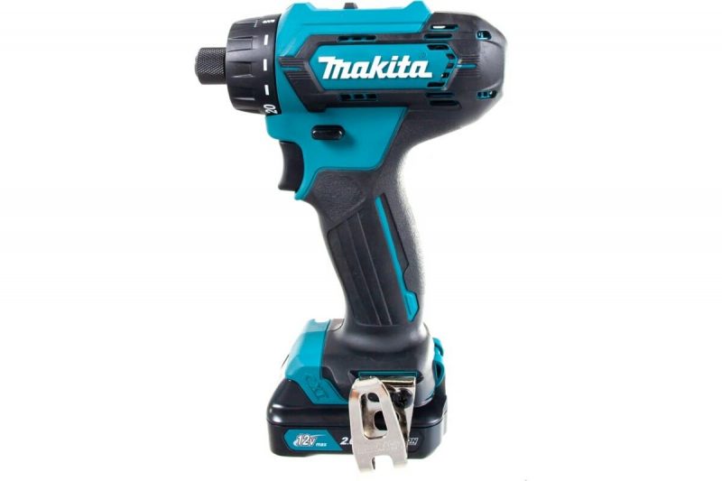 Аккумуляторная дрель-шуруповерт Makita CXT DF033DWAE