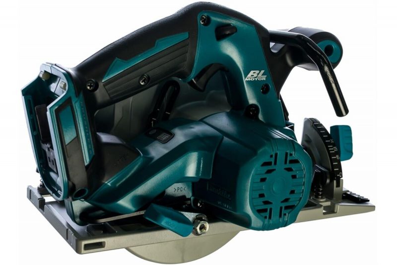 Аккумуляторная дисковая пила Makita LXT DHS680Z