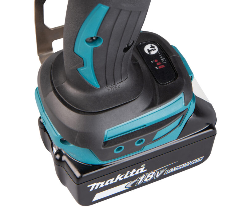 Аккумуляторный гайковерт Makita DTW1001Z
