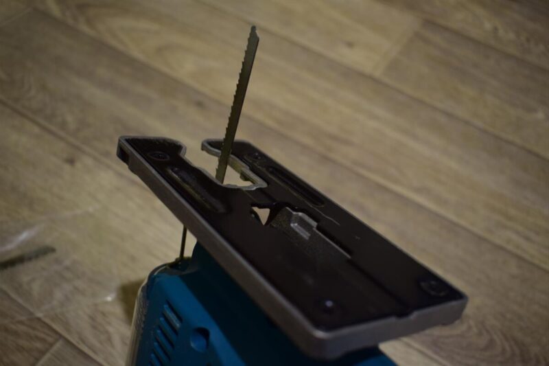 Электролобзик Makita 4329