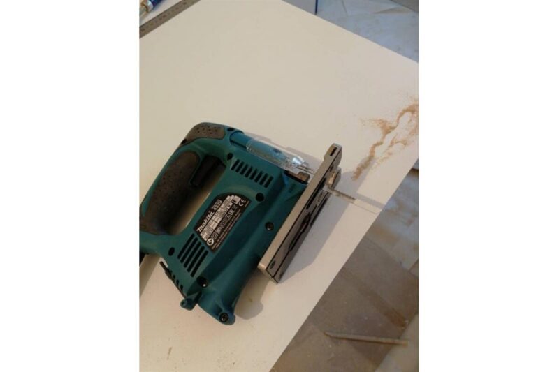 Электролобзик Makita 4329