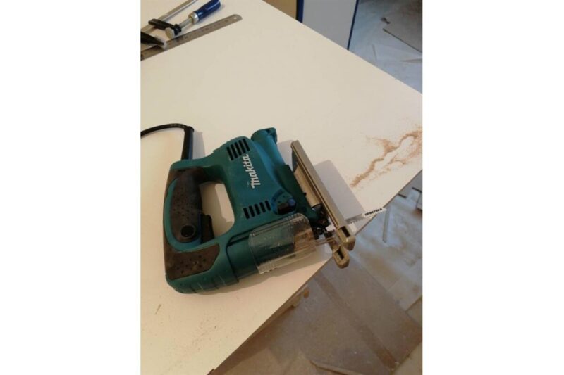 Электролобзик Makita 4329