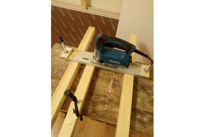 Электролобзик Makita 4329