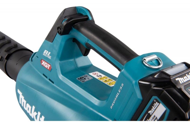 Аккумуляторная воздуходувка Makita BL 40 MAX UB001GZ