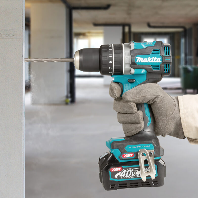 Ударная аккумуляторная дрель-шуруповерт Makita XGT BL/XPT HP002GD201