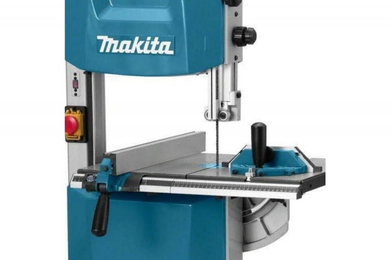 Ленточная пила Makita LB1200F