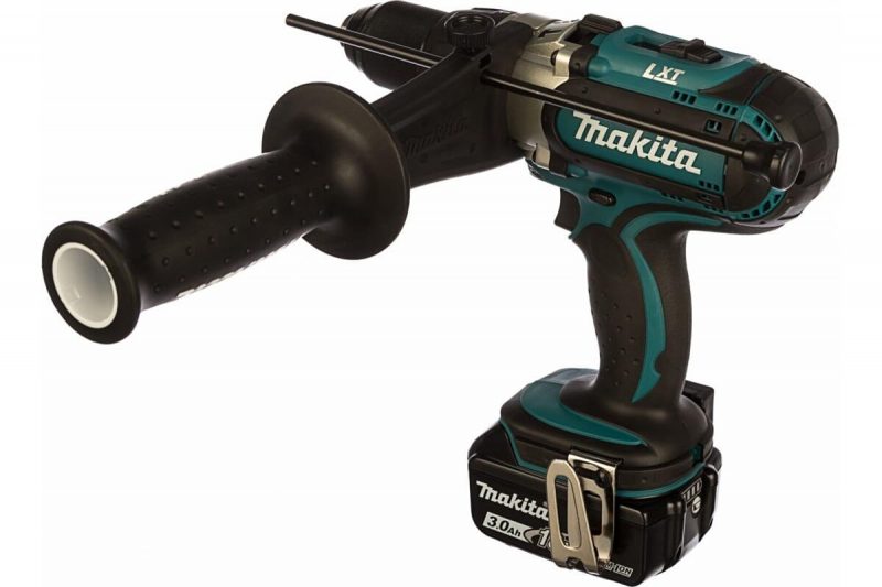 Аккумуляторная дрель-шуруповерт Makita DHP451RFE