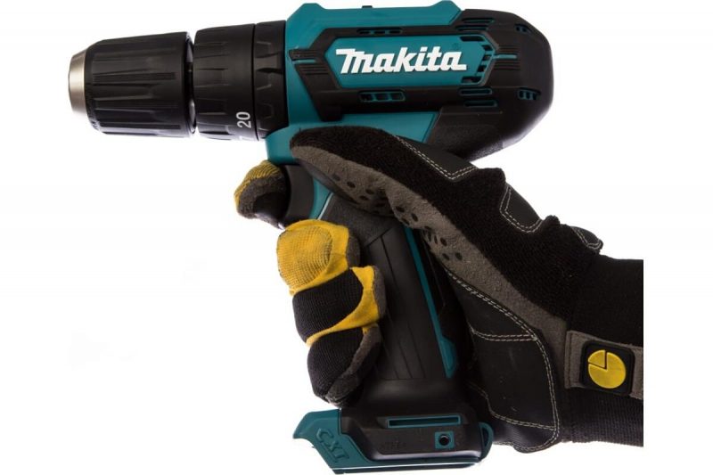 Аккумуляторная дрель-шуруповерт Makita HP333DZ