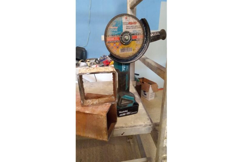 Угловая шлифмашина Makita LXT DGA504Z