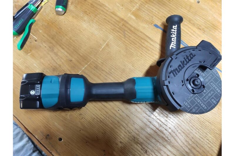 Угловая шлифмашина Makita LXT DGA511Z