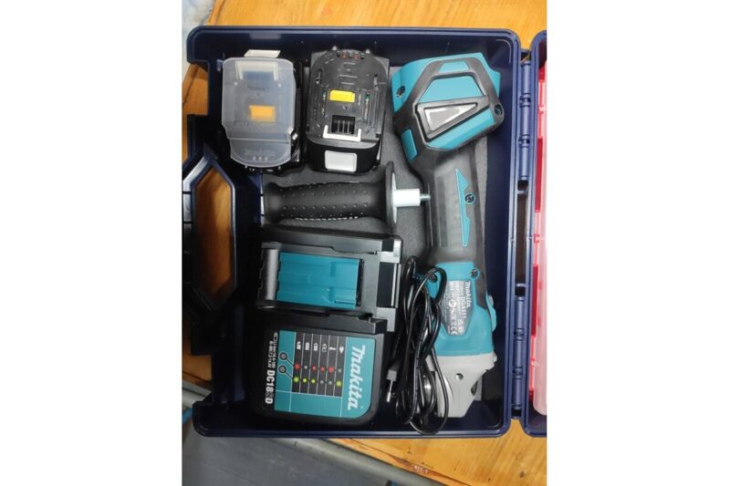 Угловая шлифмашина Makita LXT DGA511Z