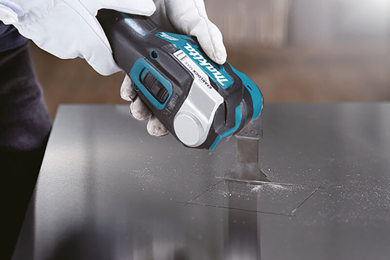 Многофункциональный аккумуляторный инструмент Makita 18 В, Li-ion, BL , AVT, XPT, STARLOCK, кор, бакк и зу DTM52Z